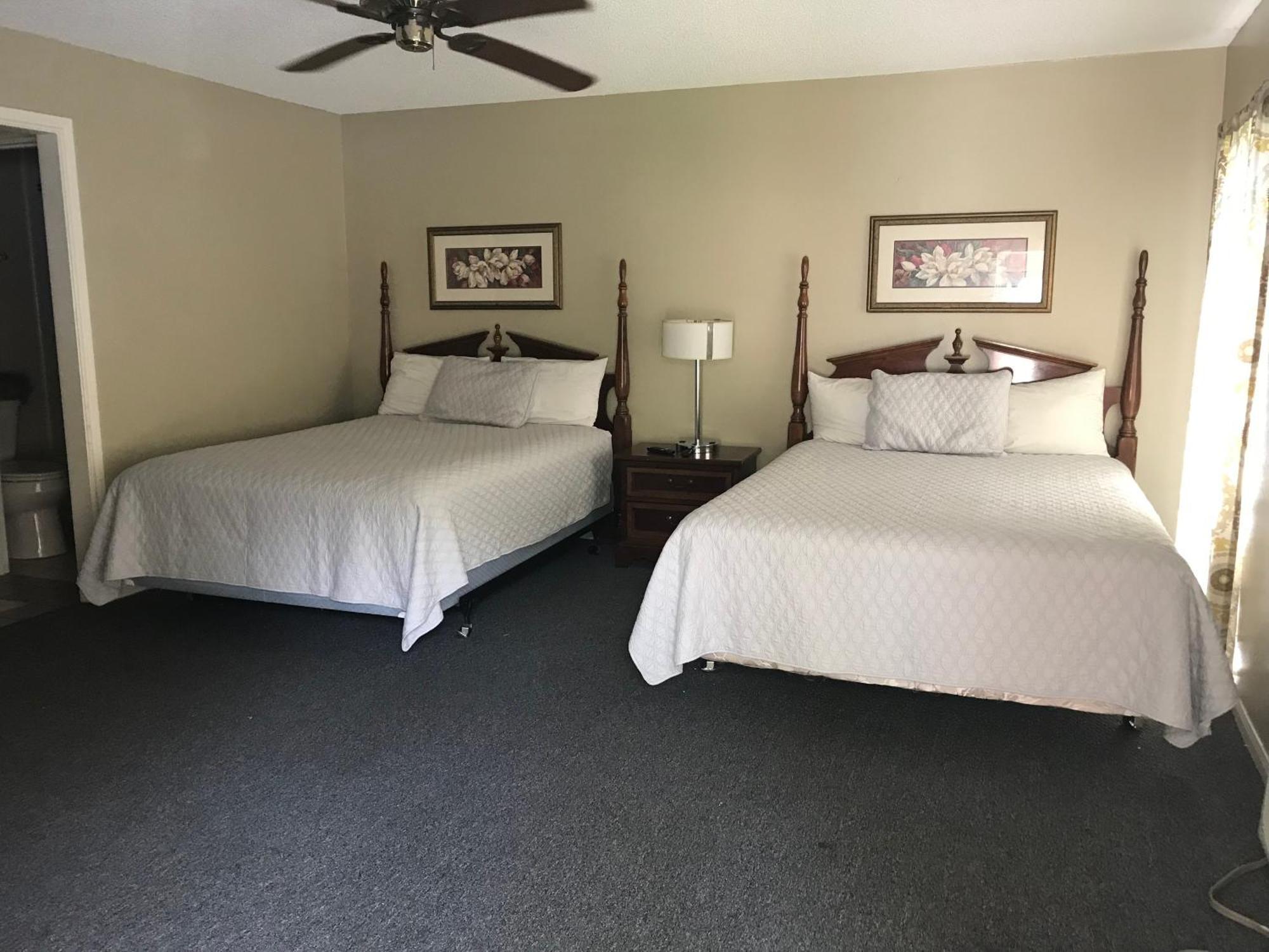 Columbia Lakes & Conference Center 3*