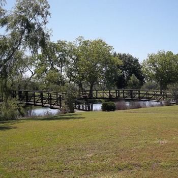 Columbia Lakes & Conference Center