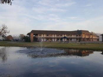 Columbia Lakes & Conference Center 3*