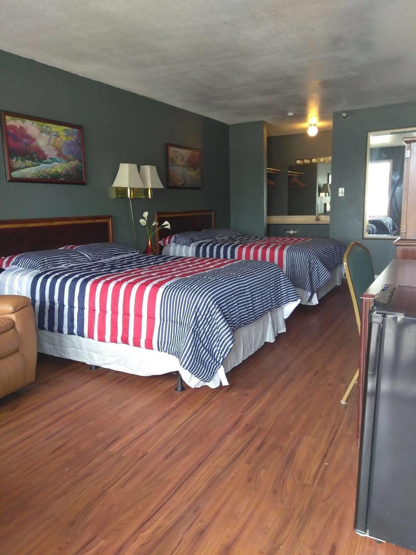 Columbia Lakes & Conference Center Resort