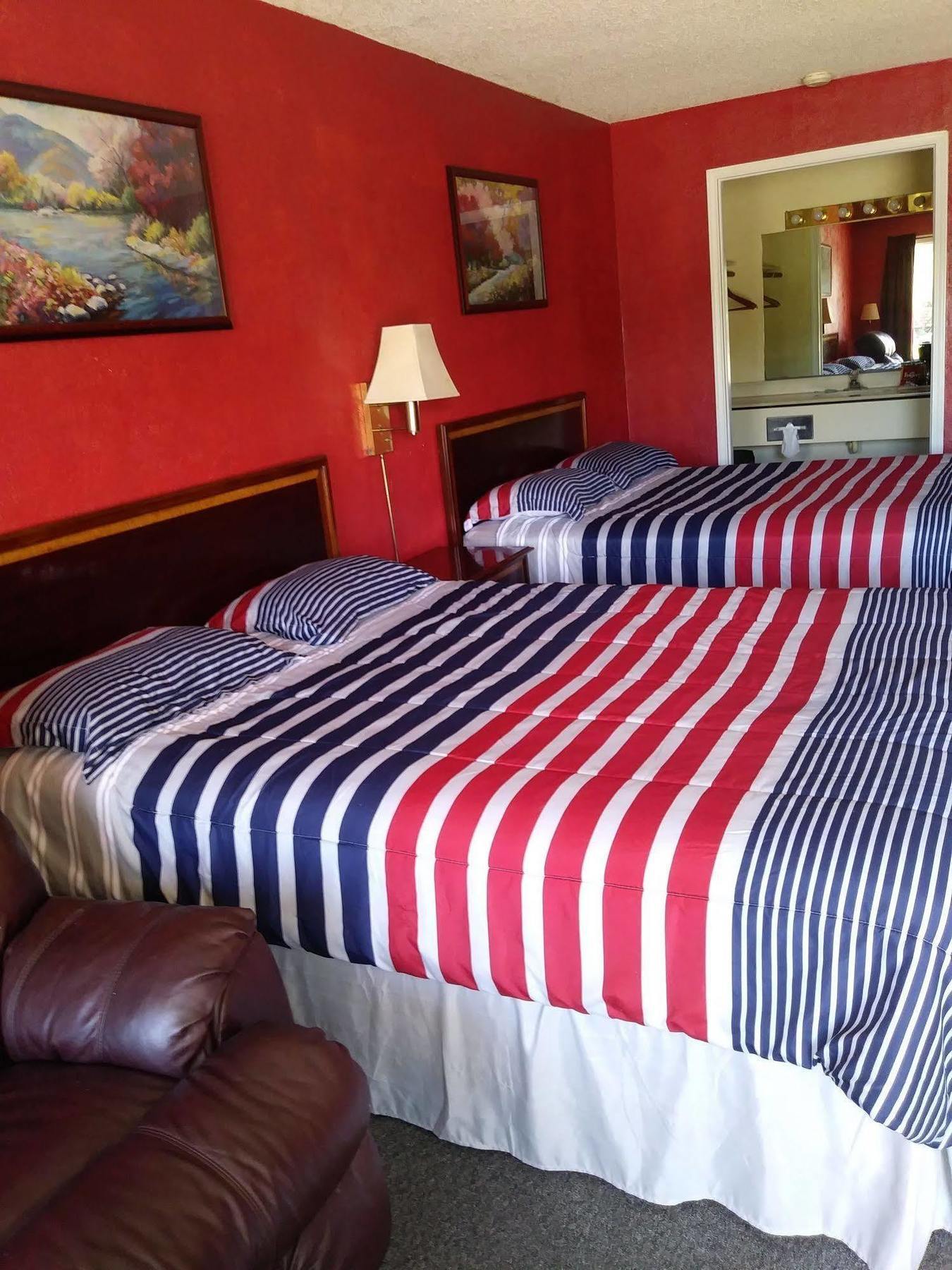 Resort Columbia Lakes & Conference Center 3*